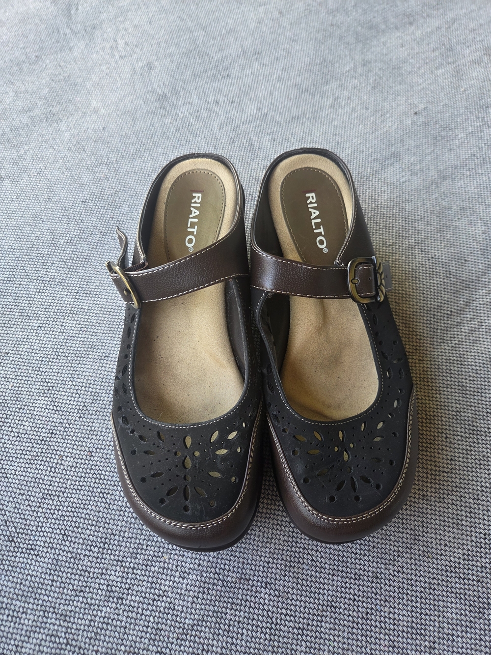 🤎 Rialto Mary Jane Comfort Clogs Cutout Shoes Size 7.5 - Picture 2 of 9